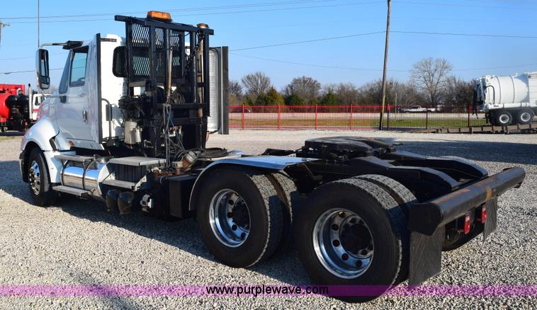 image for item E6153 2012 International ProStar winch truck