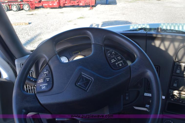 image for item E6153 2012 International ProStar winch truck