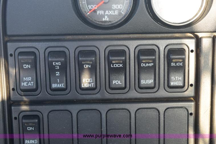 image for item E6153 2012 International ProStar winch truck