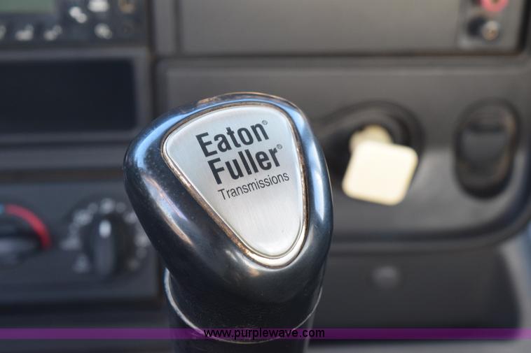 image for item E6153 2012 International ProStar winch truck