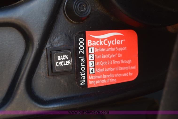 image for item E6153 2012 International ProStar winch truck