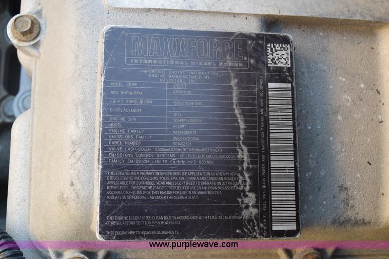 image for item E6153 2012 International ProStar winch truck