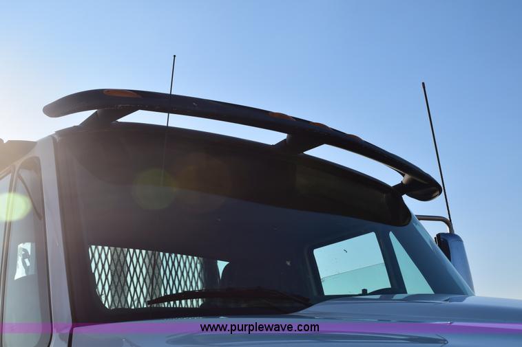 image for item E6153 2012 International ProStar winch truck