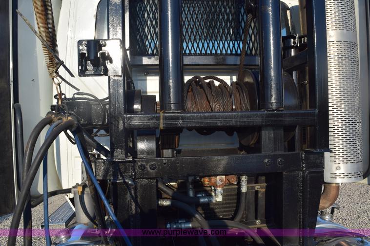 image for item E6153 2012 International ProStar winch truck