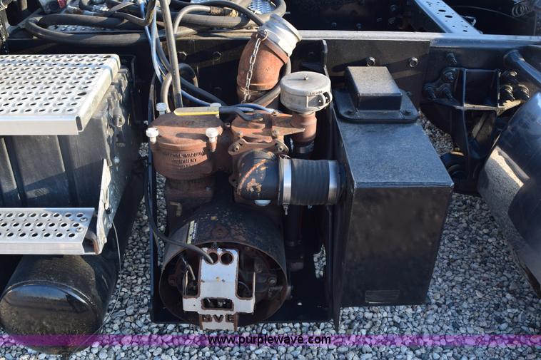 image for item E6153 2012 International ProStar winch truck