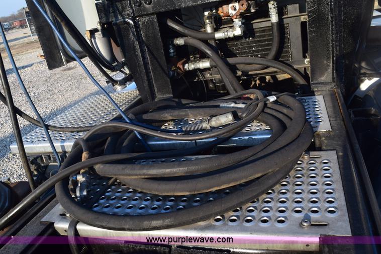 image for item E6153 2012 International ProStar winch truck