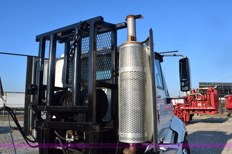 image for item E6153 2012 International ProStar winch truck