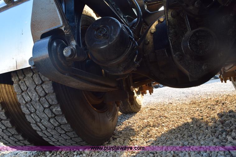 image for item E6153 2012 International ProStar winch truck