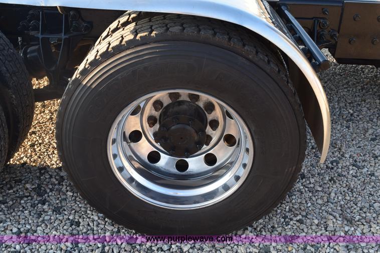 image for item E6153 2012 International ProStar winch truck