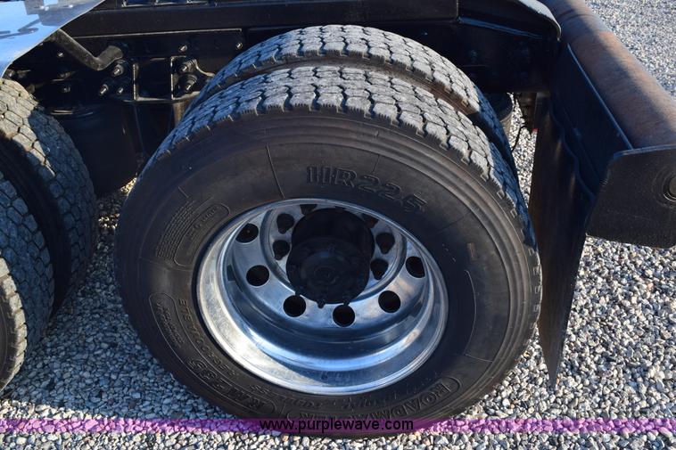 image for item E6153 2012 International ProStar winch truck