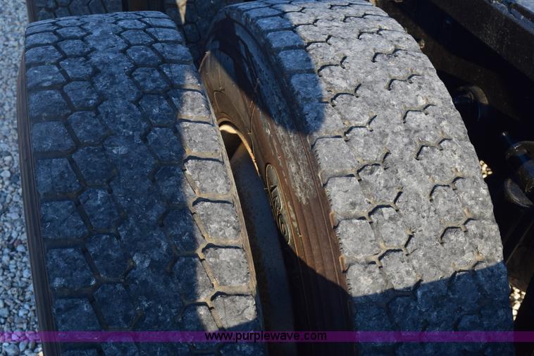 image for item E6153 2012 International ProStar winch truck