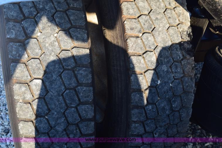 image for item E6153 2012 International ProStar winch truck