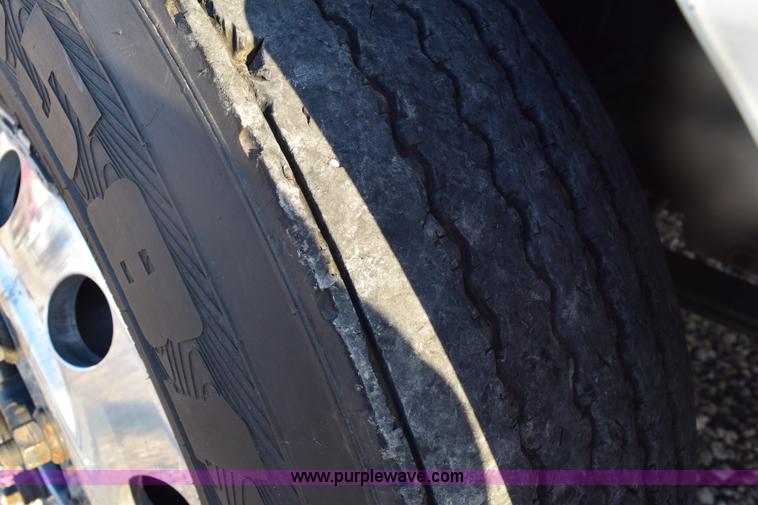 image for item E6153 2012 International ProStar winch truck