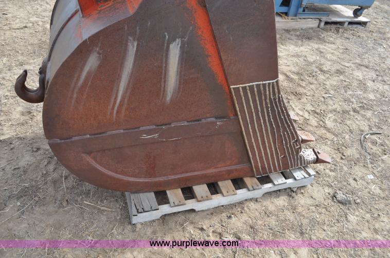 image for item F2192 Excavator bucket