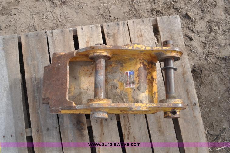 image for item F2193 CF backhoe manual quick attach