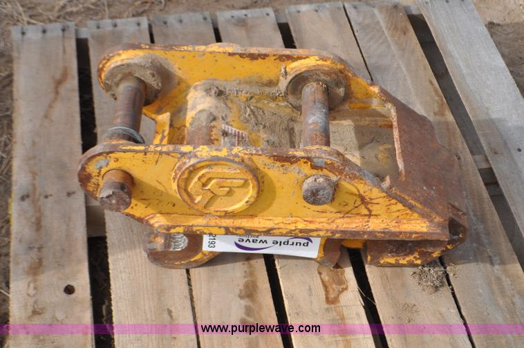 image for item F2193 CF backhoe manual quick attach