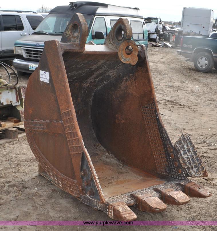 image for item F2195 Excavator bucket