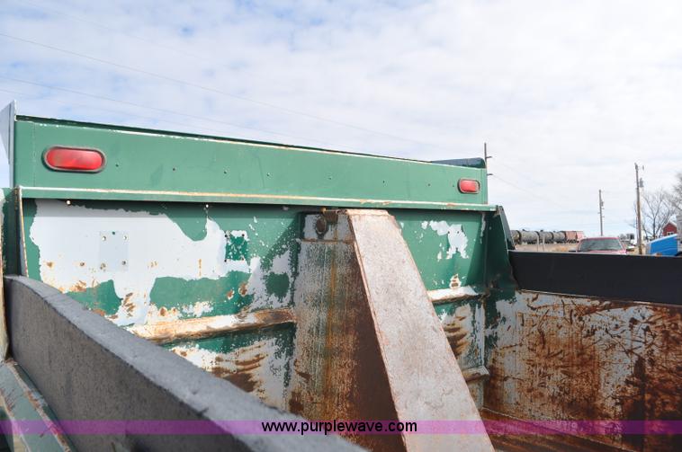 image for item F2196 Crysteel Tipper series dump bed