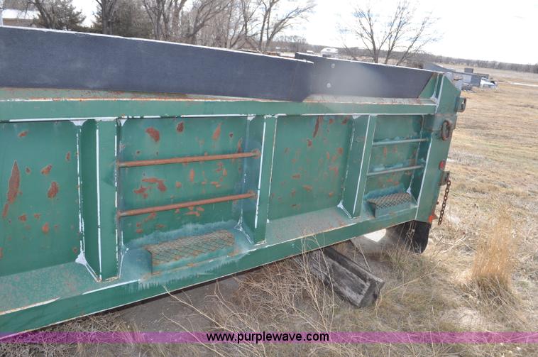 image for item F2196 Crysteel Tipper series dump bed