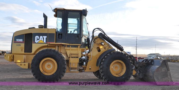 image for item F2198 2005 Caterpillar 930G wheel loader