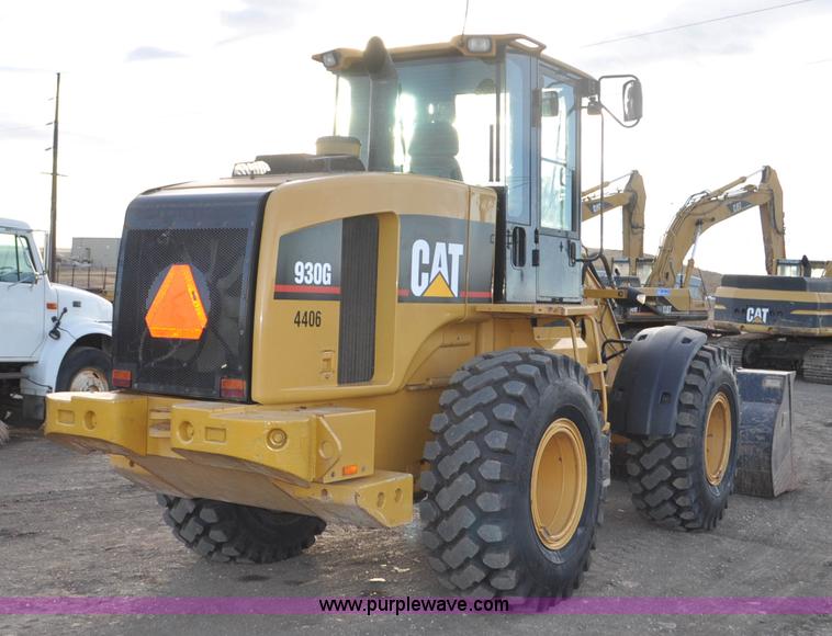 image for item F2198 2005 Caterpillar 930G wheel loader