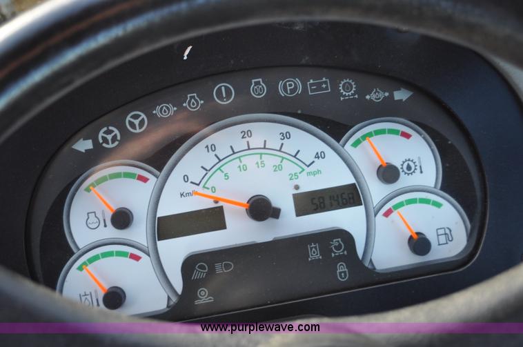 image for item F2198 2005 Caterpillar 930G wheel loader