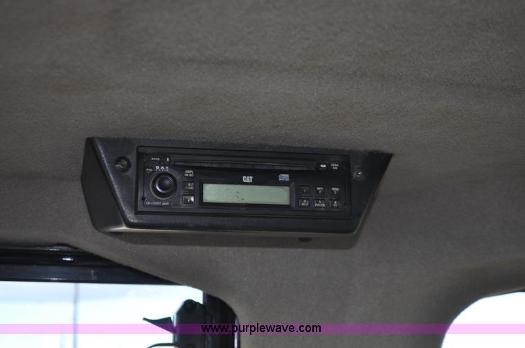 image for item F2198 2005 Caterpillar 930G wheel loader