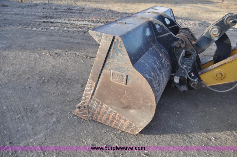 image for item F2198 2005 Caterpillar 930G wheel loader