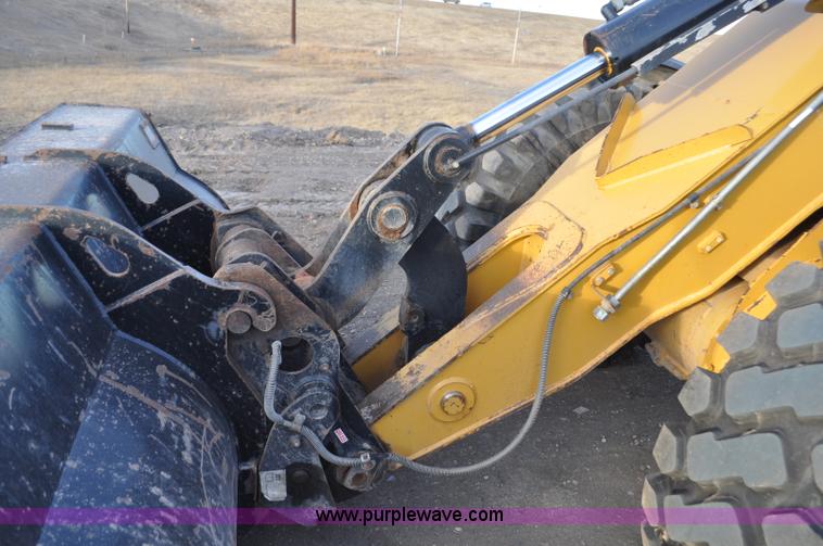 image for item F2198 2005 Caterpillar 930G wheel loader