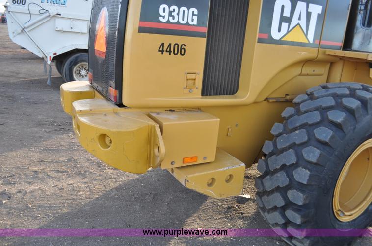 image for item F2198 2005 Caterpillar 930G wheel loader
