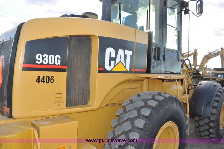 image for item F2198 2005 Caterpillar 930G wheel loader