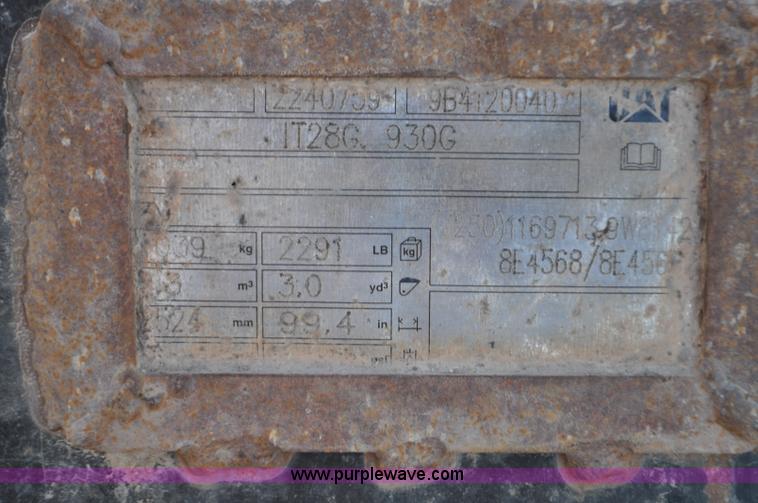 image for item F2198 2005 Caterpillar 930G wheel loader