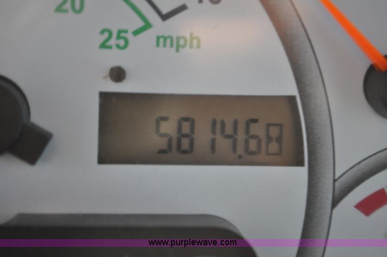 image for item F2198 2005 Caterpillar 930G wheel loader