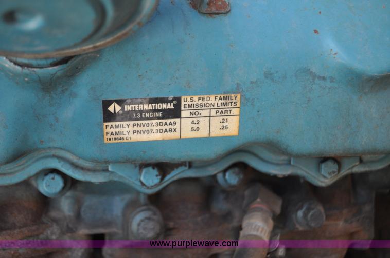 image for item F2199 1994 International 4600 sweeper