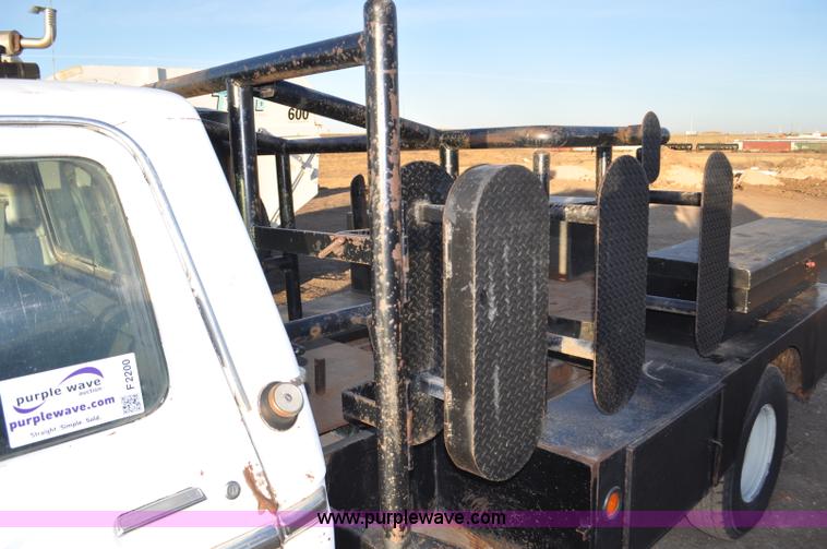 image for item F2200 1977 Ford F350 utility truck