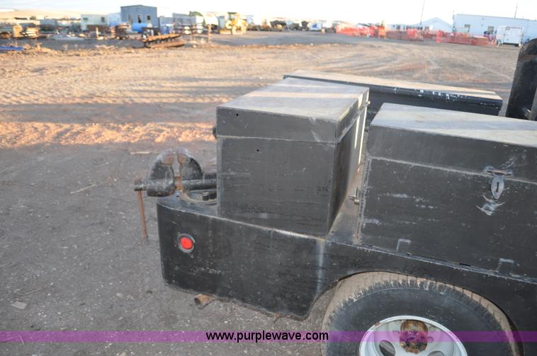 image for item F2200 1977 Ford F350 utility truck