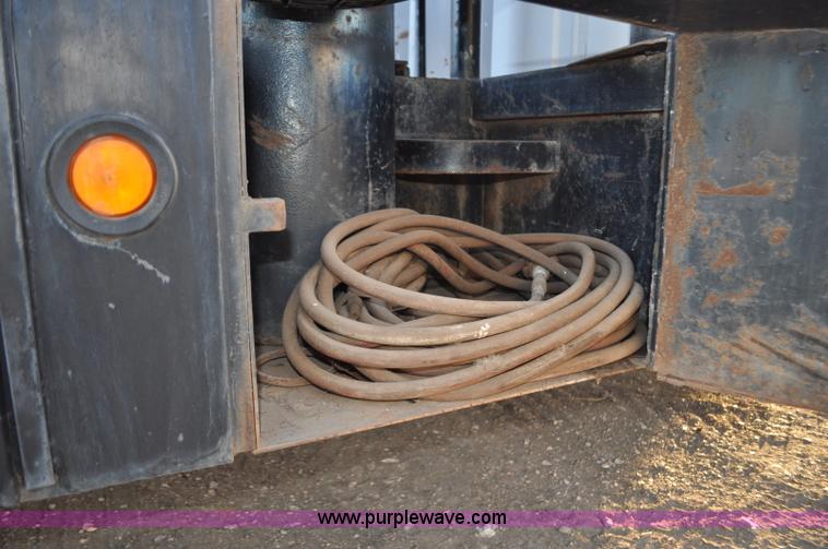 image for item F2200 1977 Ford F350 utility truck