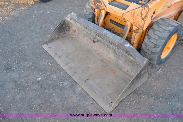 image for item F2201 1997 Mustang 2070 skid steer
