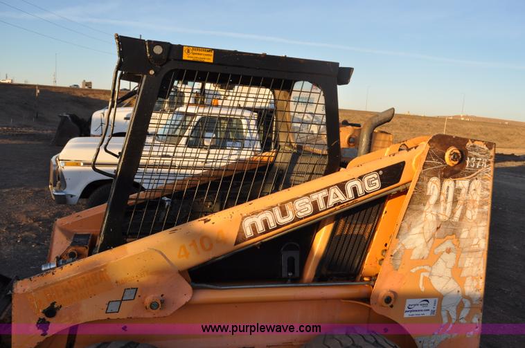 image for item F2201 1997 Mustang 2070 skid steer