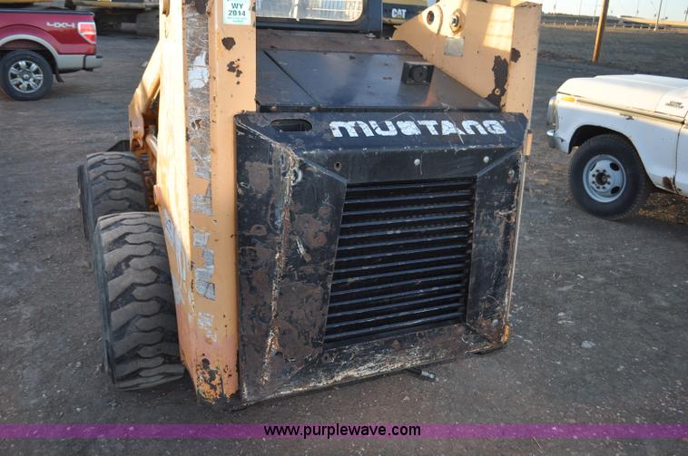 image for item F2201 1997 Mustang 2070 skid steer