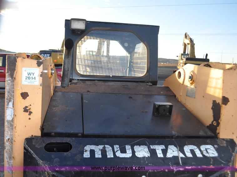 image for item F2201 1997 Mustang 2070 skid steer