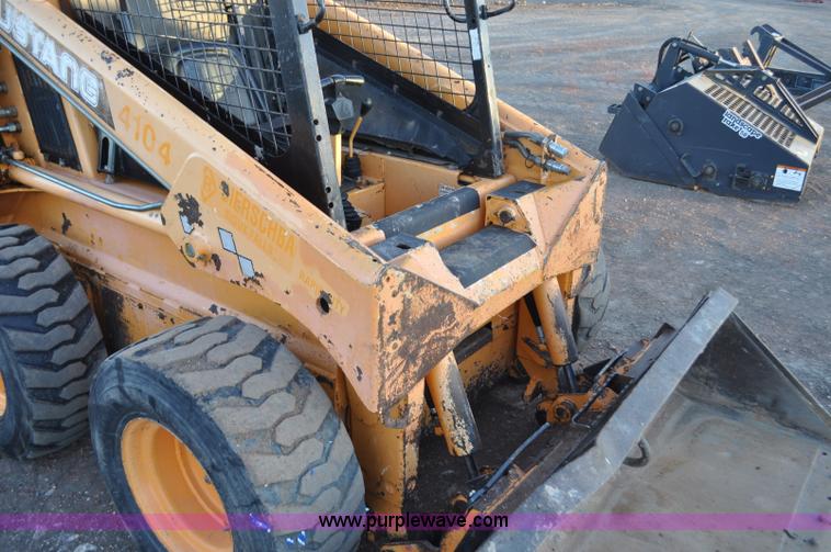 image for item F2201 1997 Mustang 2070 skid steer