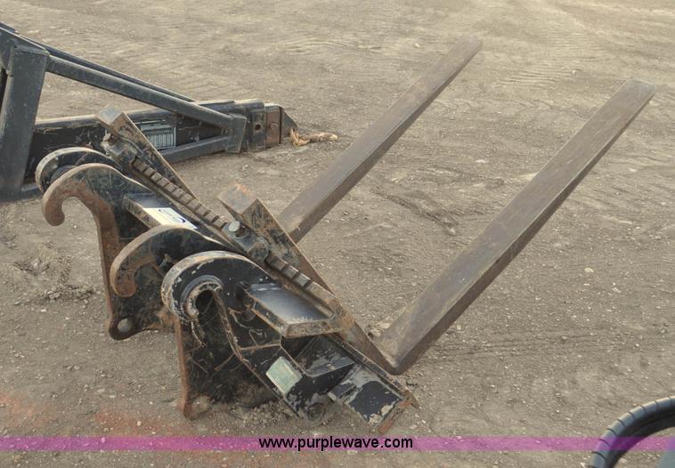 image for item F2203 Volvo 80109 forks