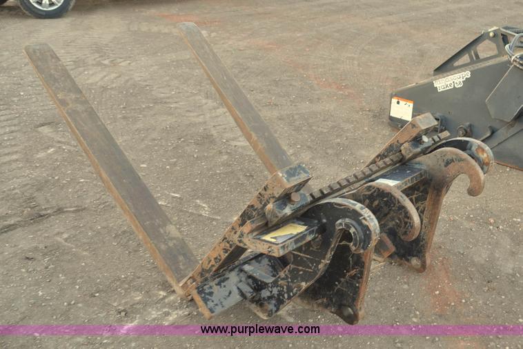 image for item F2203 Volvo 80109 forks