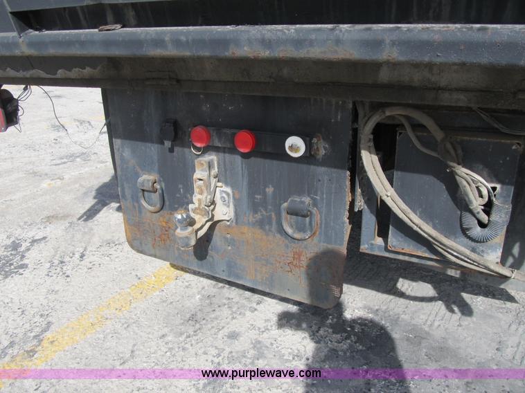 image for item F8961 1984 International 1724 flatbed truck