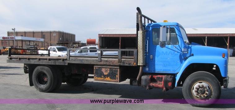 image for item F8962 1979 International 1954 flatbed truck