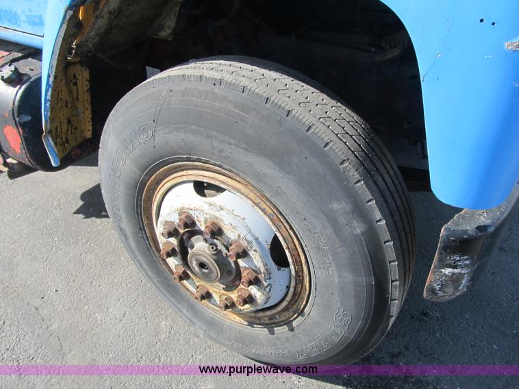 image for item F8962 1979 International 1954 flatbed truck