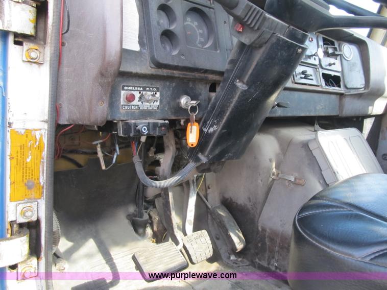 image for item F8962 1979 International 1954 flatbed truck