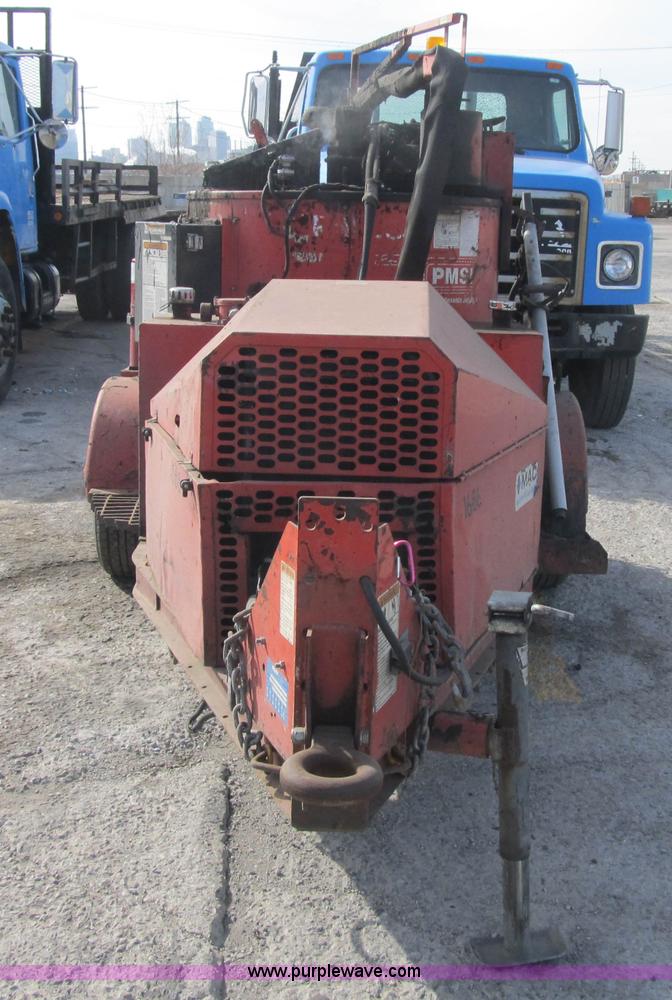 image for item F8963 2005 Crafco Super Shot SS125 melter applicator