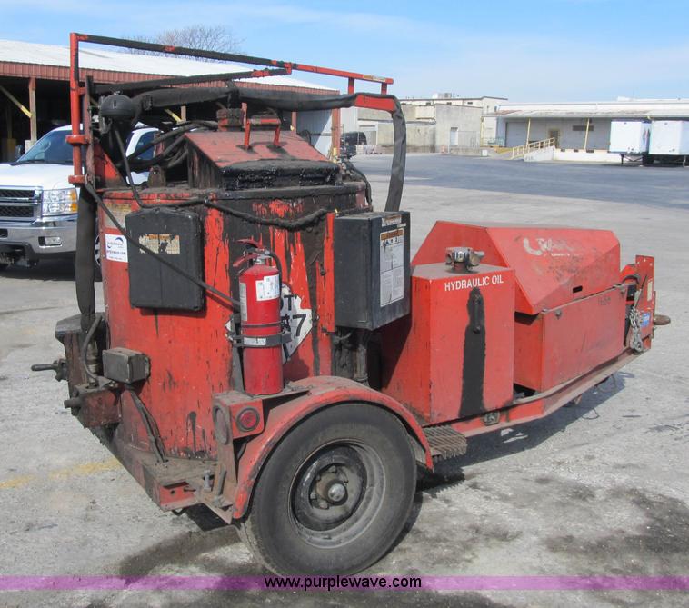 image for item F8963 2005 Crafco Super Shot SS125 melter applicator